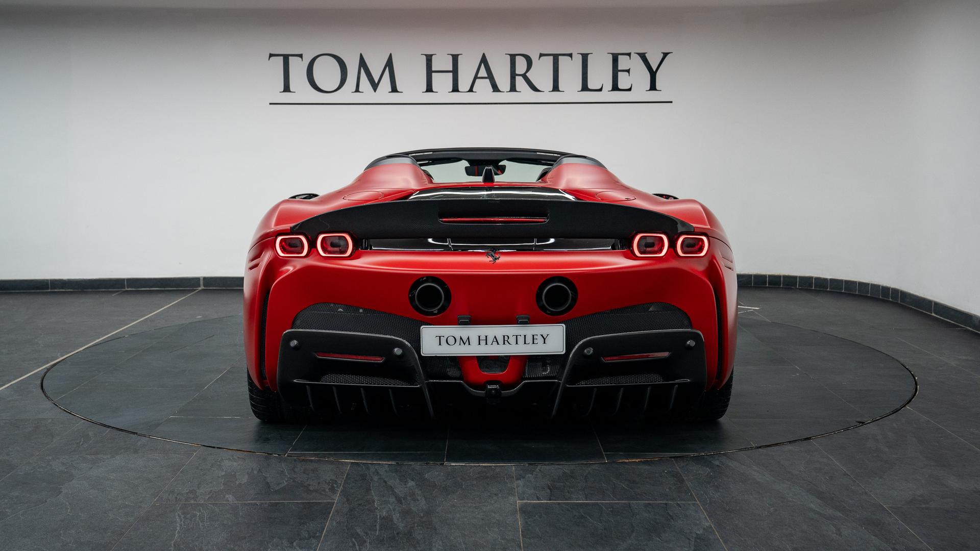 Ferrari SF90 Spider Photo c492f4ec-4120-4530-8e30-278f886bec0f.jpg