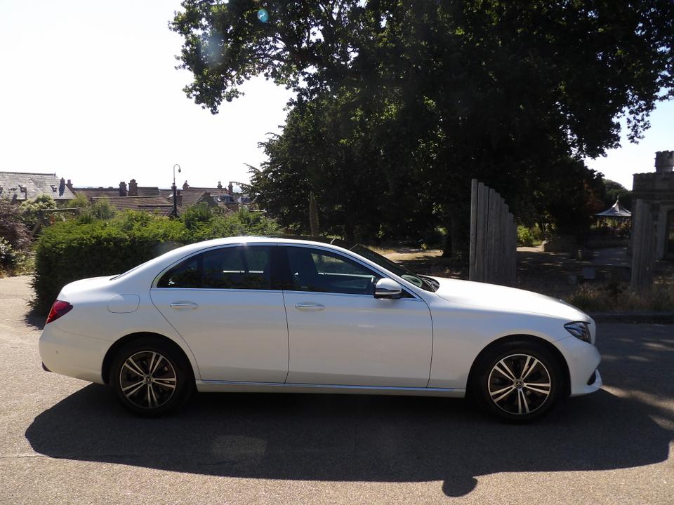 Used Mercedes-Benz E Class LN69HXY 8