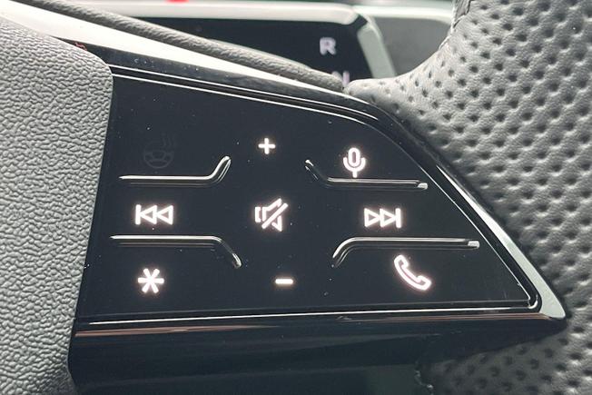 Audi Q3 Photo 18