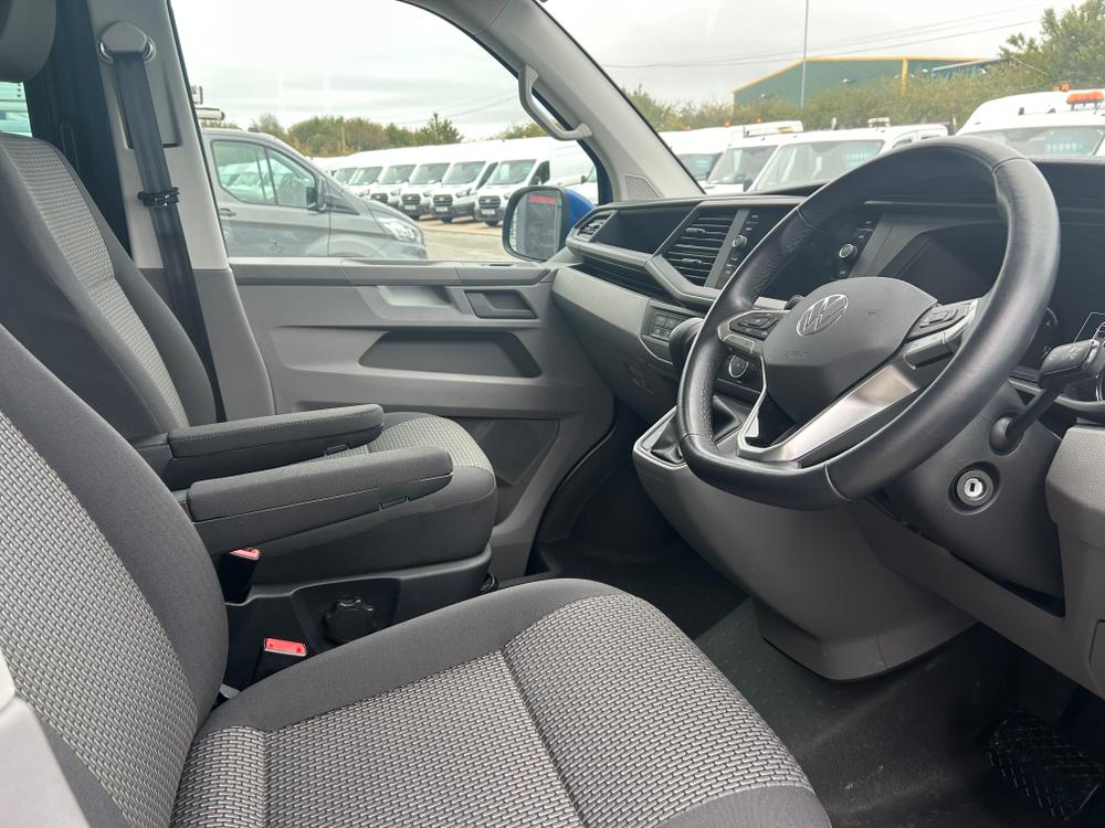 Volkswagen Transporter T6.1 Photo c4c7b8f1-8b8e-4009-ba0a-07be6b7f4051.jpeg