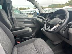 Volkswagen Transporter T6.1 Photo 16