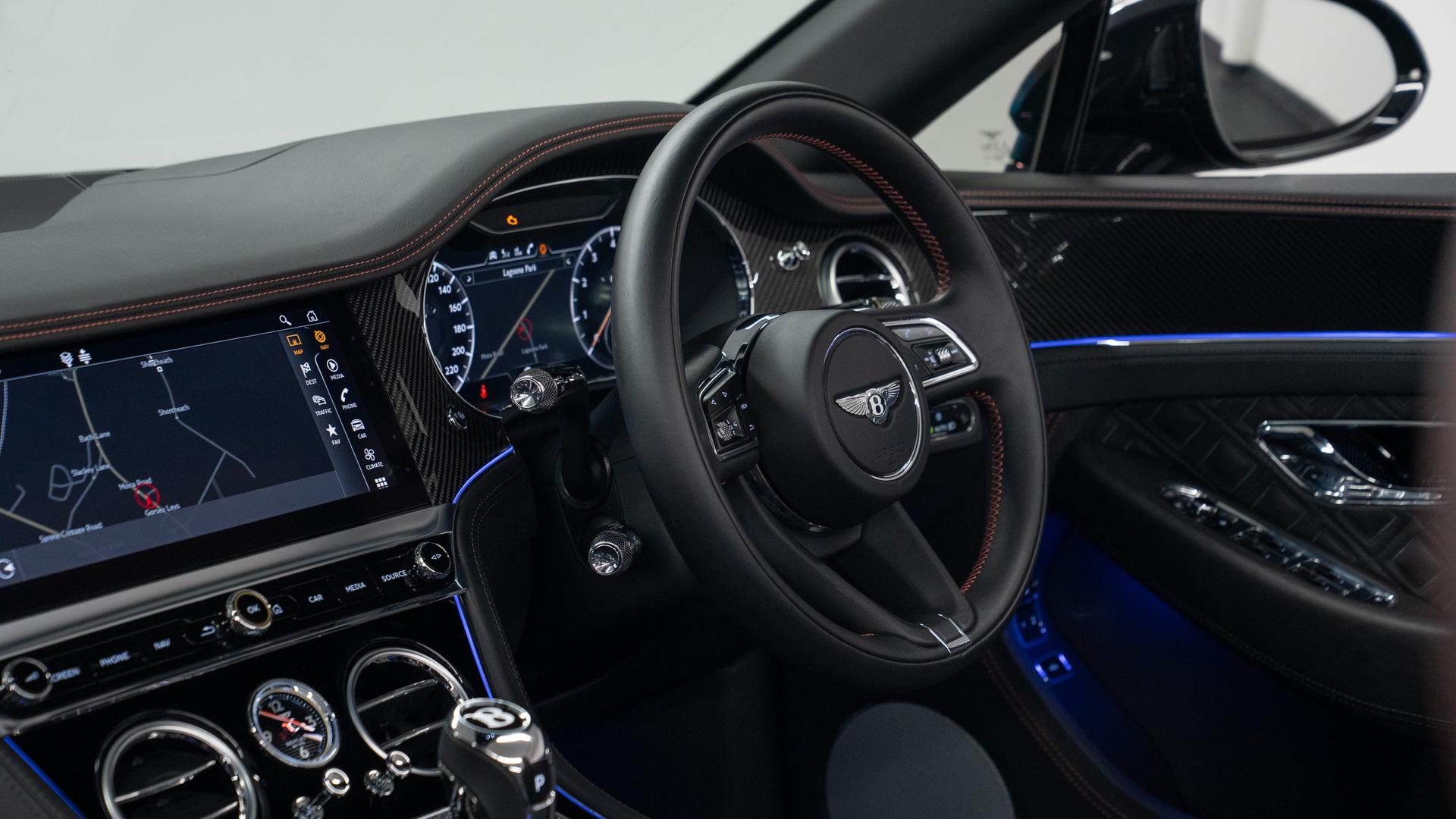 Bentley Continental Photo c4c80417-1490-4c49-b0f0-53cf2bb77a10.jpg
