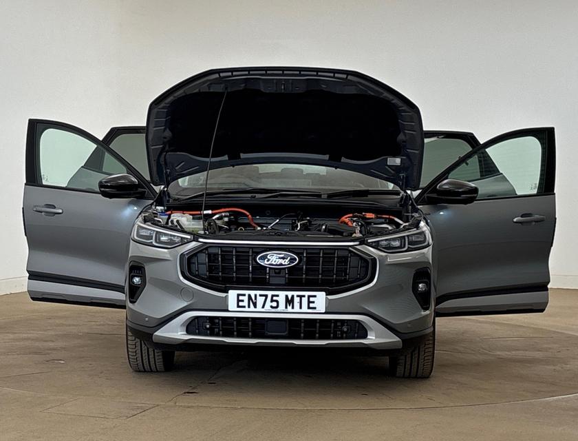 Ford Kuga Photo c4cc76eb-c359-4fc4-aff2-8c43b623427e.jpg