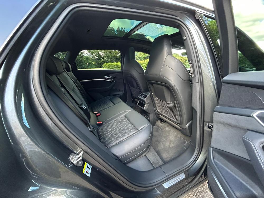 Used Audi e-tron HG72KVC 20