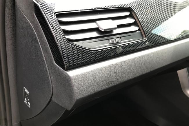 VOLKSWAGEN Polo Photo 37