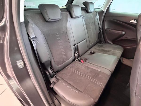 Used Vauxhall Crossland FD71UHH 20