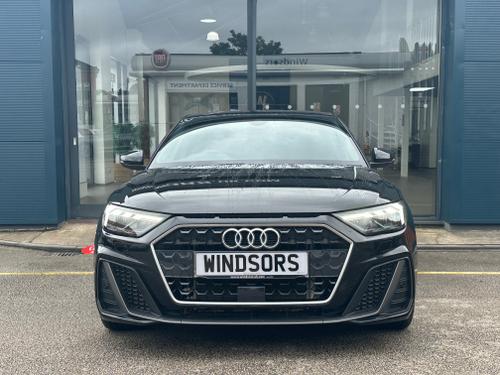 Audi A1 Photo c527dfcb-fc96-4368-93a7-f5da3b556b47.jpeg