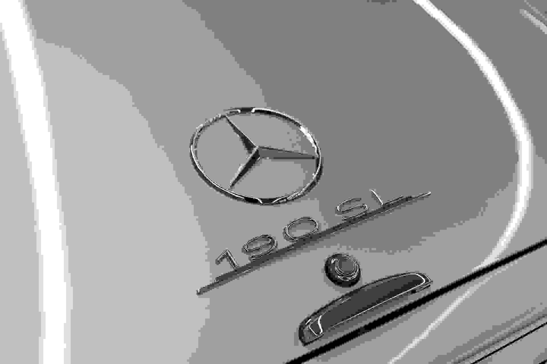 Mercedes-Benz 190SL Photo c52865c4-31c0-459f-af53-f9028b91697b.jpg