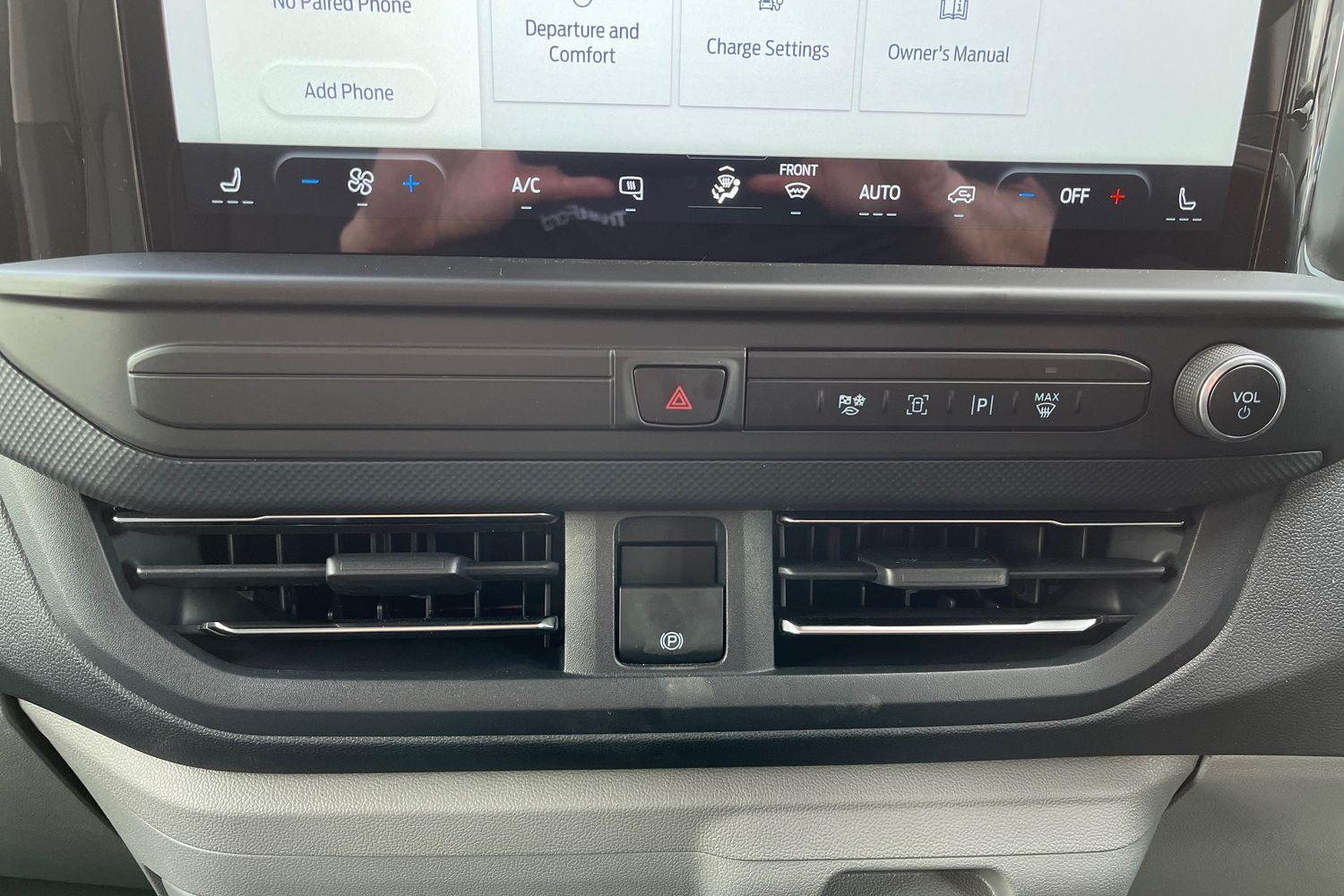 Ford E-TRANSIT CUSTOM Photo 18