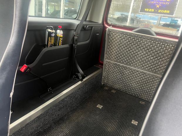 Used Volkswagen Caddy Maxi Life C20 WHEEL CHAIR ACCESSIBLE NK18CMY 16