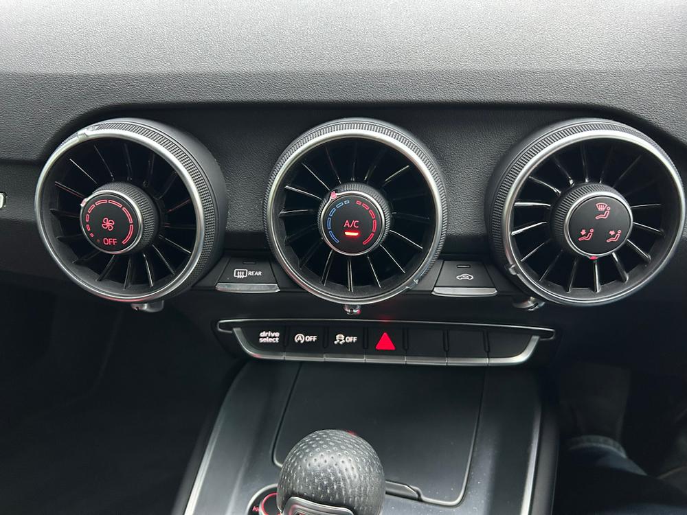 Used Audi TT GL73UVY 30
