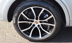 Porsche CAYENNE Photo 33