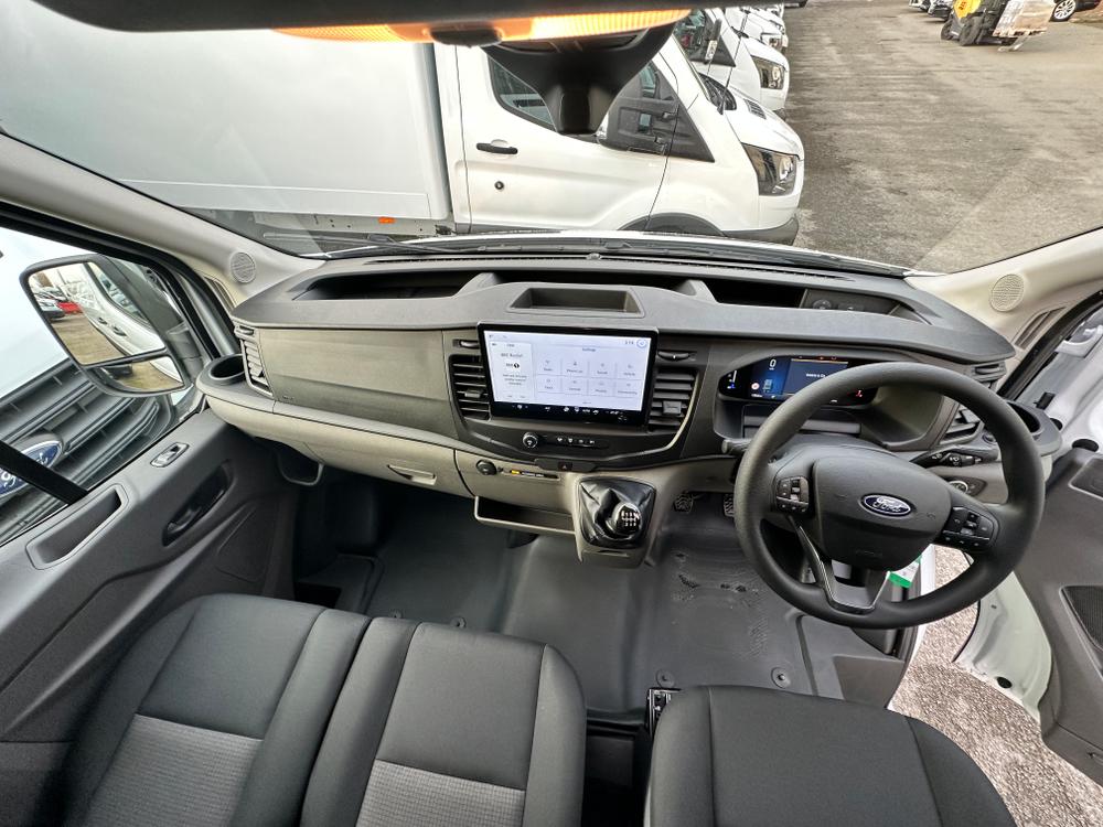 Ford Transit Photo c55c272e-74be-4737-9b62-8e1b0bcf46a8.jpg
