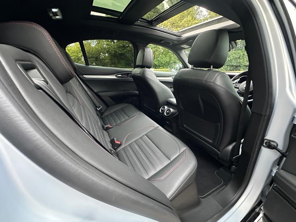 Used Alfa Romeo Stelvio WG73CZE 29
