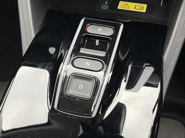 Honda e:Ny1 Photo 16