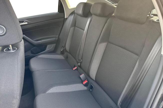 VOLKSWAGEN Taigo Photo 27