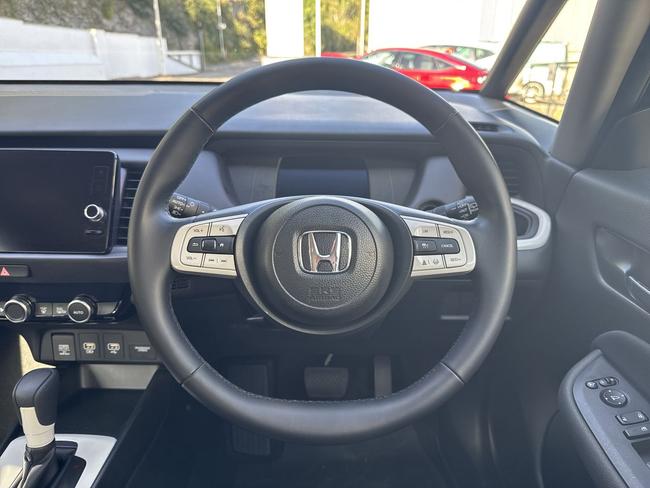 Honda Jazz Photo c5809f67-8443-4f56-b8fb-35d4422b7035.jpg