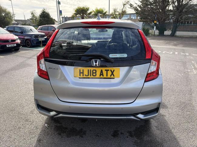 Honda Jazz Photo c5835d84-bc73-46dc-bc9a-3dc711405a8f.jpg