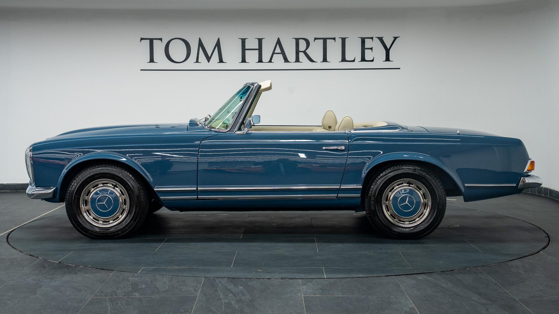 Mercedes-Benz 280 SL Photo c5888d88-8cae-435e-a6a4-1b1a70818ba6.jpg