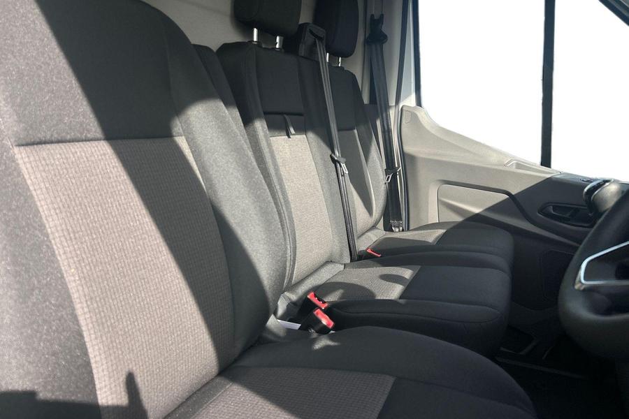 Ford TRANSIT Photo c5bb47af-0d08-4509-a3a1-69eba059876f.jpg