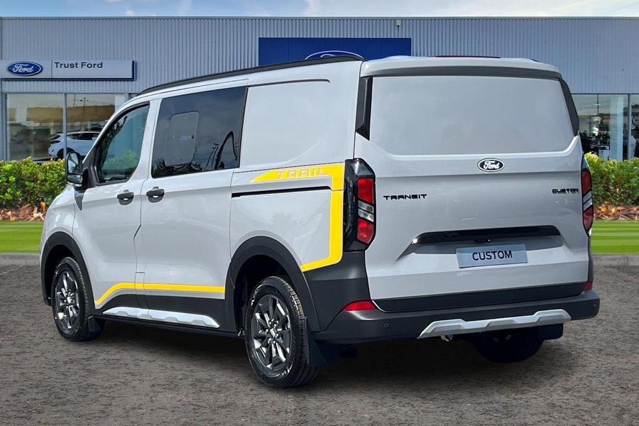 Ford TRANSIT CUSTOM Photo c5c8f44d-0aa1-4fbc-8aa7-0fd095e1a1ad.jpg