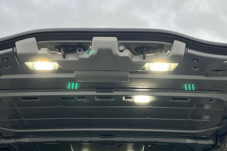 Ford TRANSIT CUSTOM Photo c5d18088-2250-432d-ad3d-7c7ab9237863.jpg