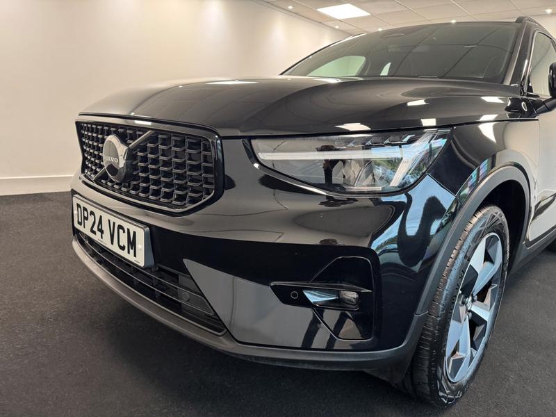 Volvo XC40 Photo c5d54eb3-bf1d-4cb9-822f-dd5bf78afed9.jpg
