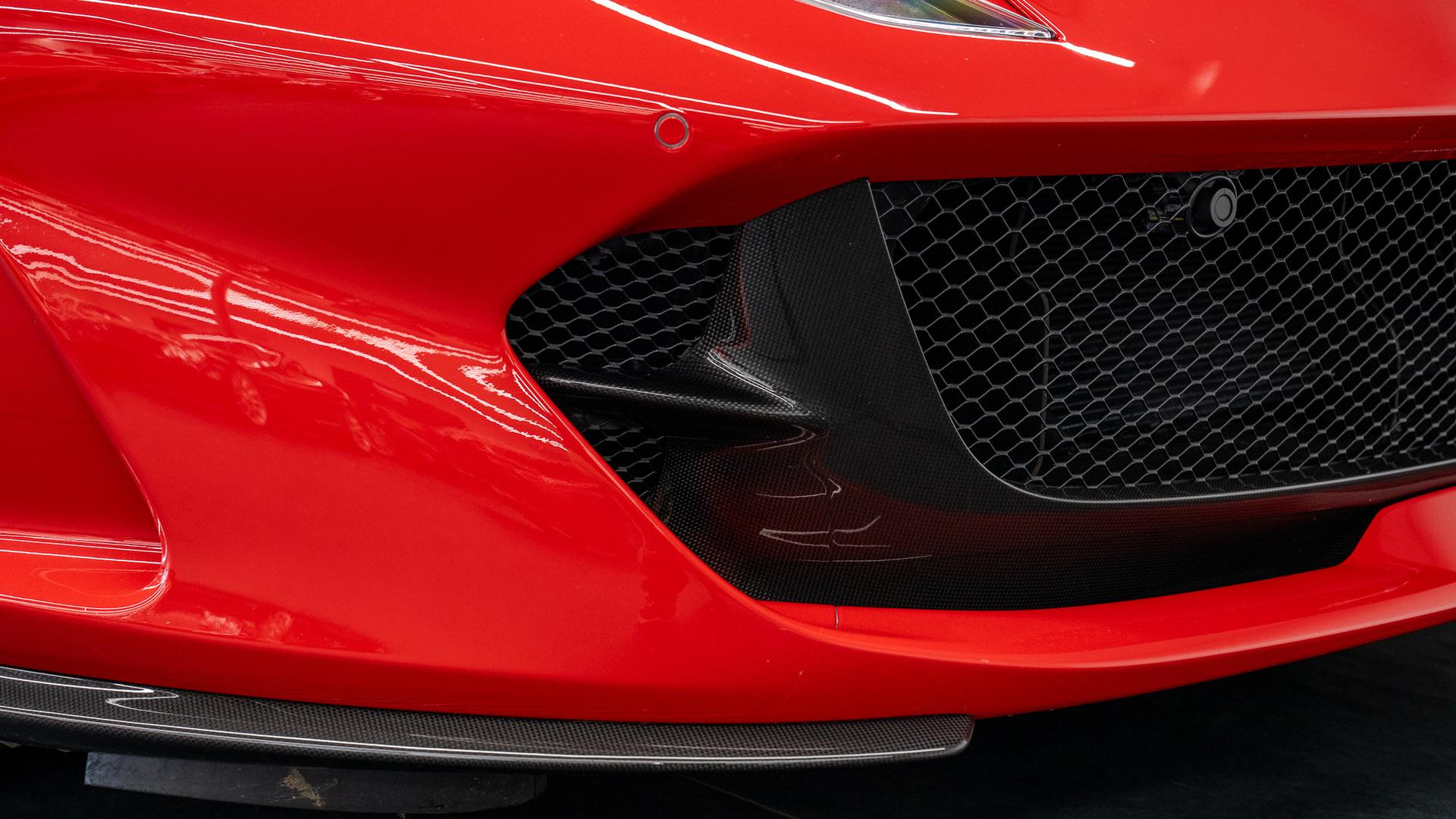 Ferrari 812 Photo c5d5fa9a-3c70-4a3e-9a4d-f7e626b65267.jpg