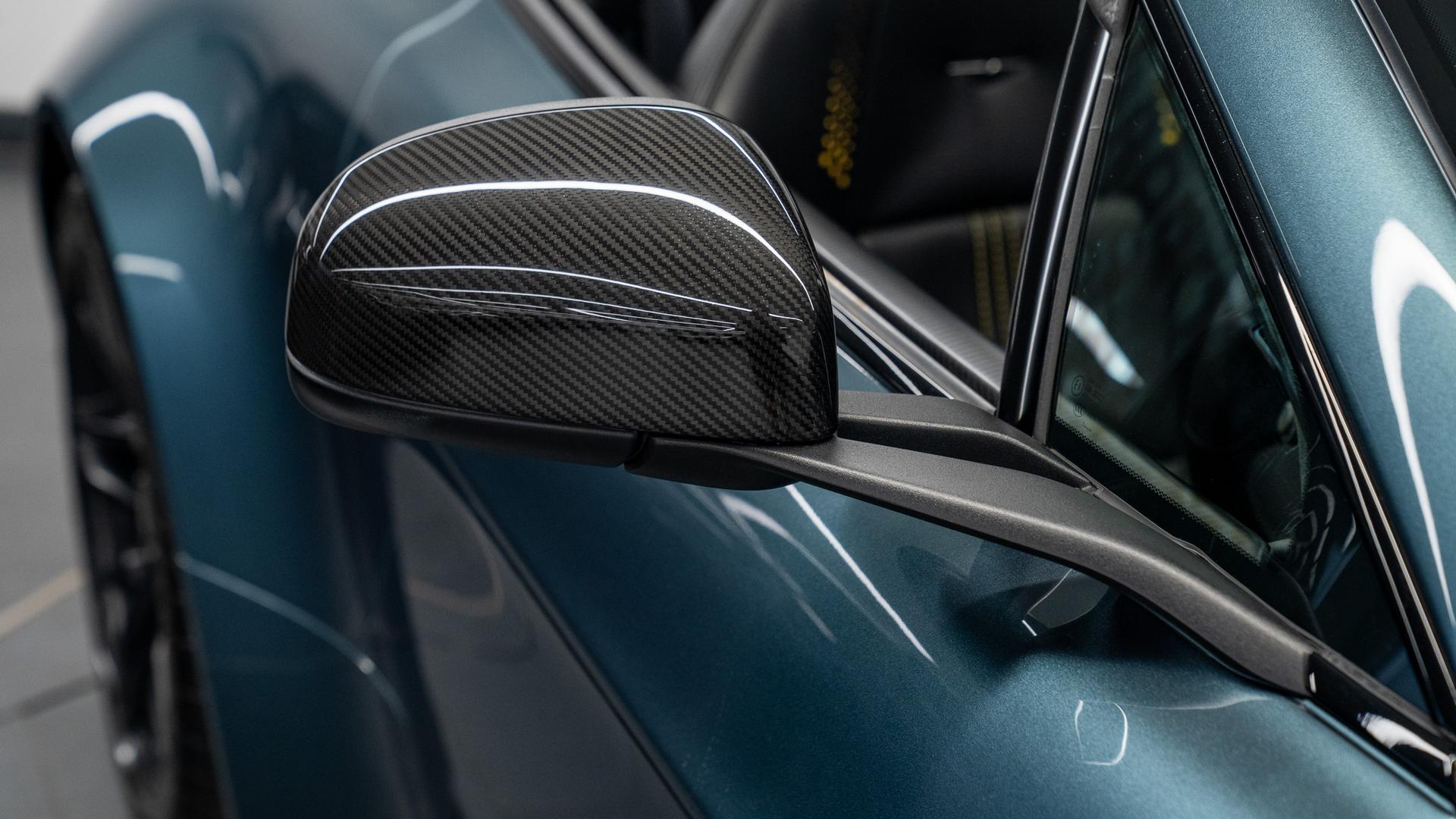 Aston Martin Vantage Photo c609b363-5079-4ede-84e5-1fb4dc596145.jpg