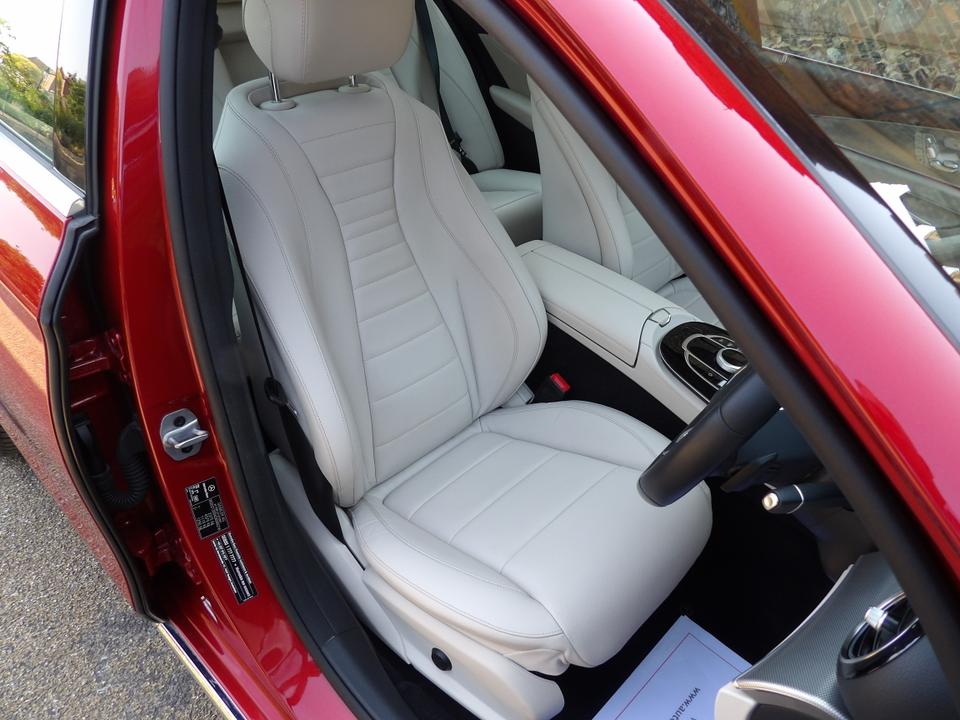 Used Mercedes-Benz E Class YN68XCO 7