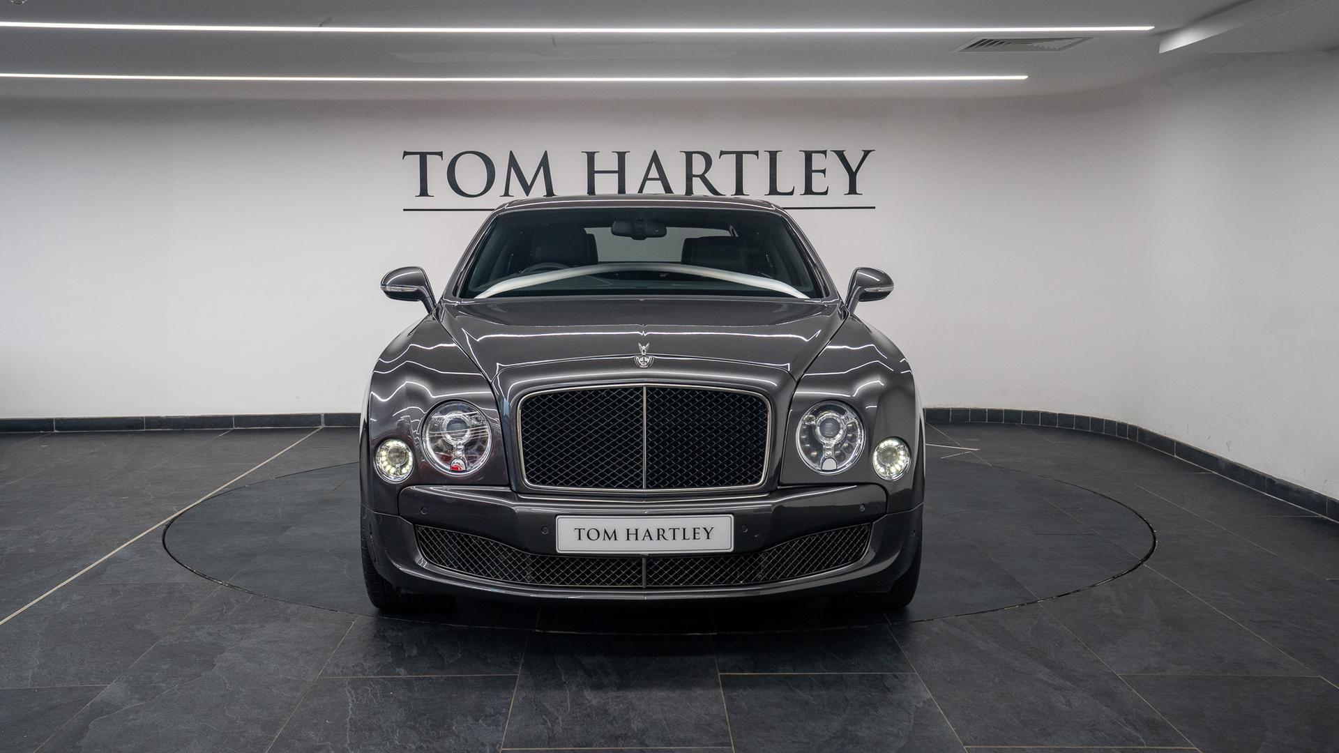 Bentley Mulsanne Photo c623ef76-889a-4efd-a627-6c6e469e608e.jpg