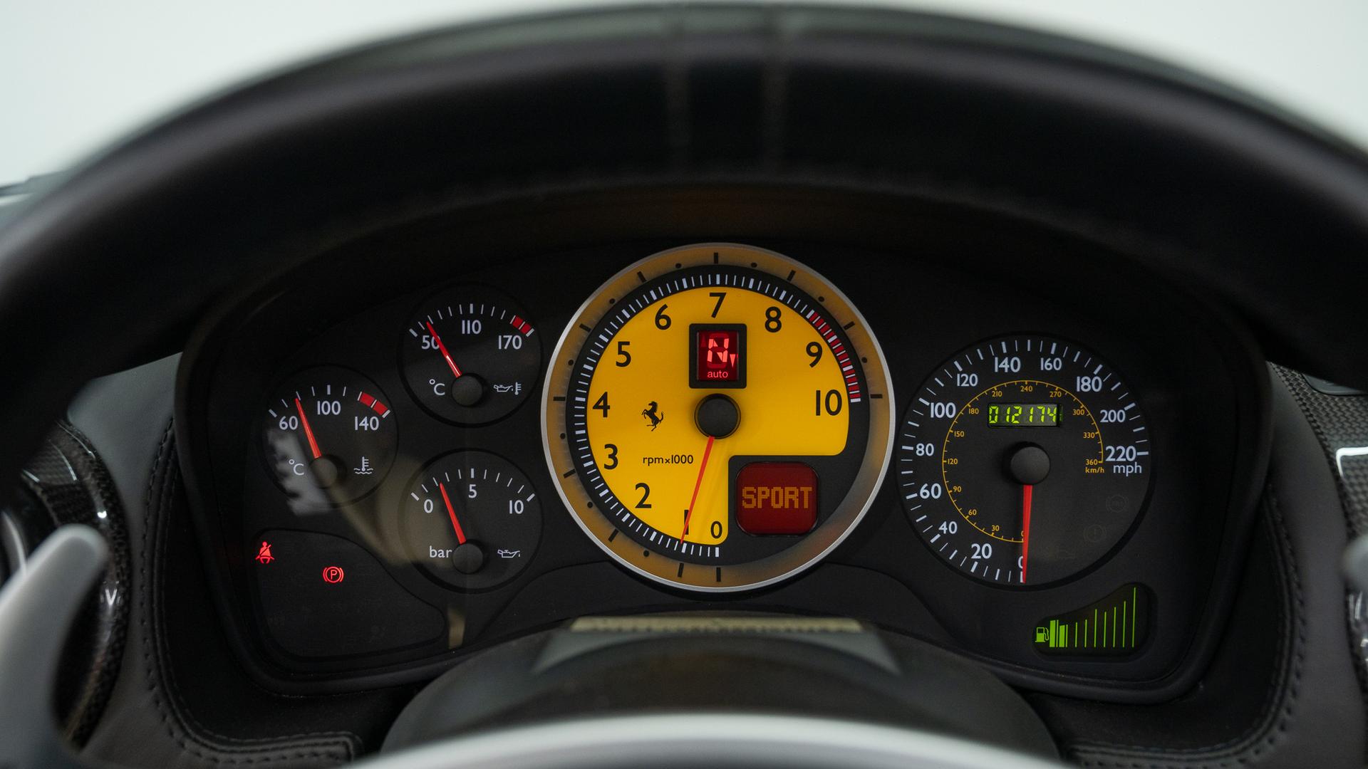 Ferrari F430 Photo c624eddc-2611-4925-a047-5324094cf82d.jpg