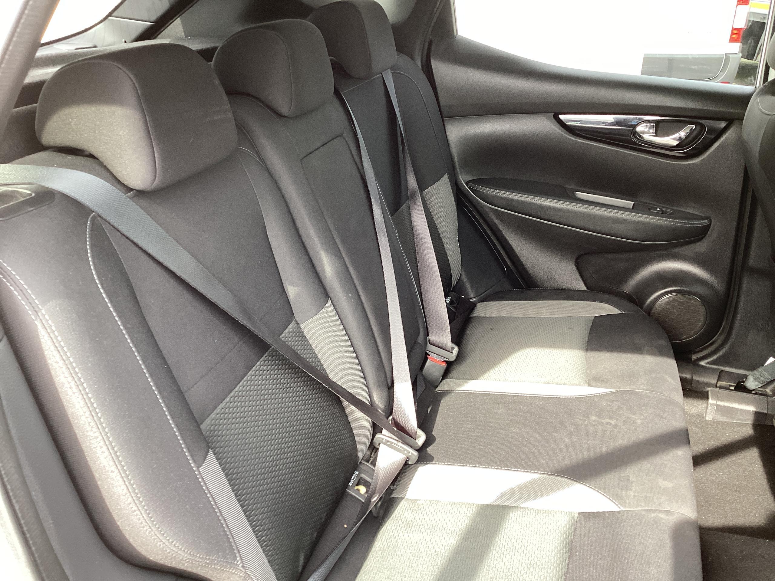 NISSAN QASHQAI 1.3 DIG T N CONNECTA SUV 5DR PETROL MANUAL EURO 6 S...