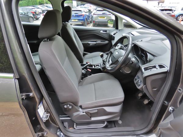 Used Ford C-Max MX68VNV 17