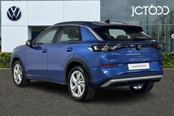 VOLKSWAGEN T-Roc Photo 3