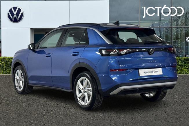 VOLKSWAGEN T-Roc Photo 3