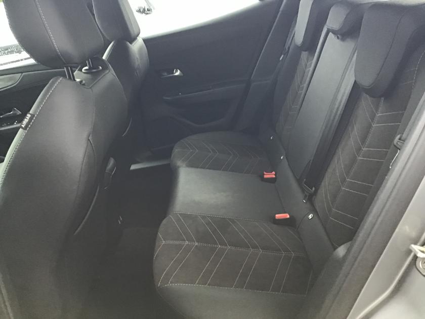 Vauxhall Mokka Photo c6594e8c-aad8-4e70-a8f8-6bf6eab33d8b.jpg