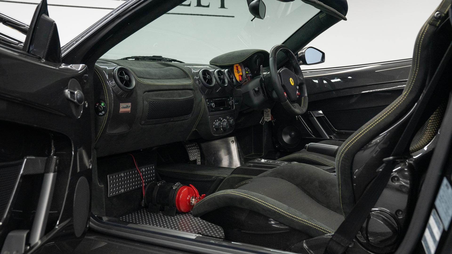 Ferrari 430 Photo c663d9b2-2d87-401c-bb7e-be52b577b081.jpg