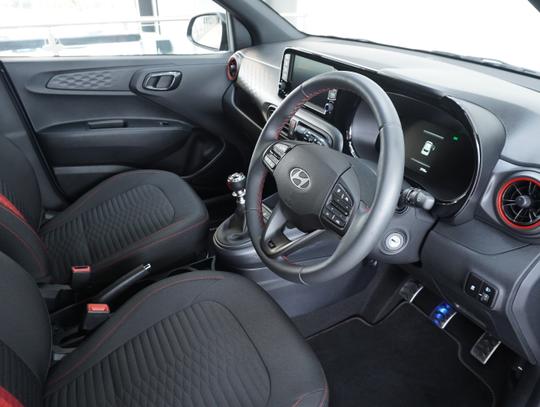 Hyundai i10 Photo c668e352-e4d0-4816-9b31-b5c0f9b81f29.jpg