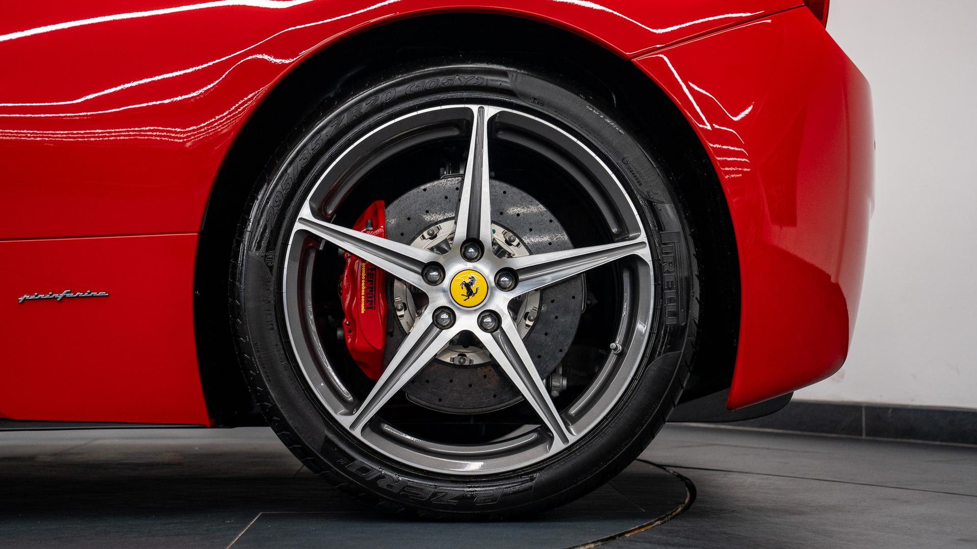 Ferrari 458 Photo c66e7c0b-3e99-4dba-ae04-b458a7ee6ba5.jpg