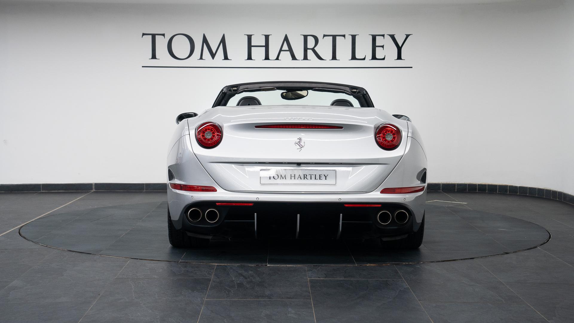 Ferrari California Photo c6710ec9-b419-430c-bca8-739ca2bad8d0.jpg