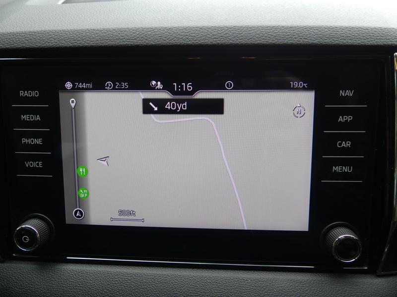 Skoda Karoq Photo c6771dfe-dbe7-4799-849e-73511ed9ff1e.jpg