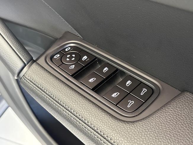 PORSCHE Cayenne Photo 33