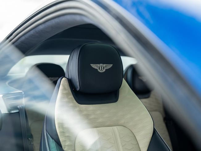 BENTLEY Continental GT  Photo 23