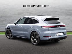 PORSCHE Cayenne Photo 2