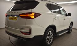 KGM REXTON Photo 3