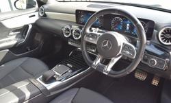 Mercedes-Benz CLA Photo 2