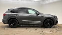 VOLKSWAGEN Touareg Photo 4