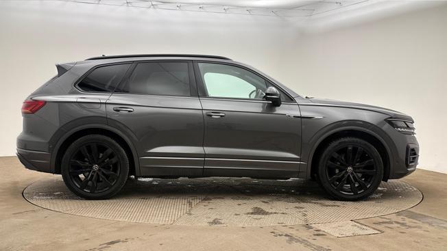 VOLKSWAGEN Touareg Photo 4