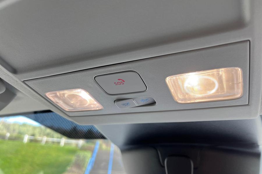 Ford TRANSIT CUSTOM Photo c6b9e10d-d98b-4a4e-b83c-c32aaa0acf1d.jpg